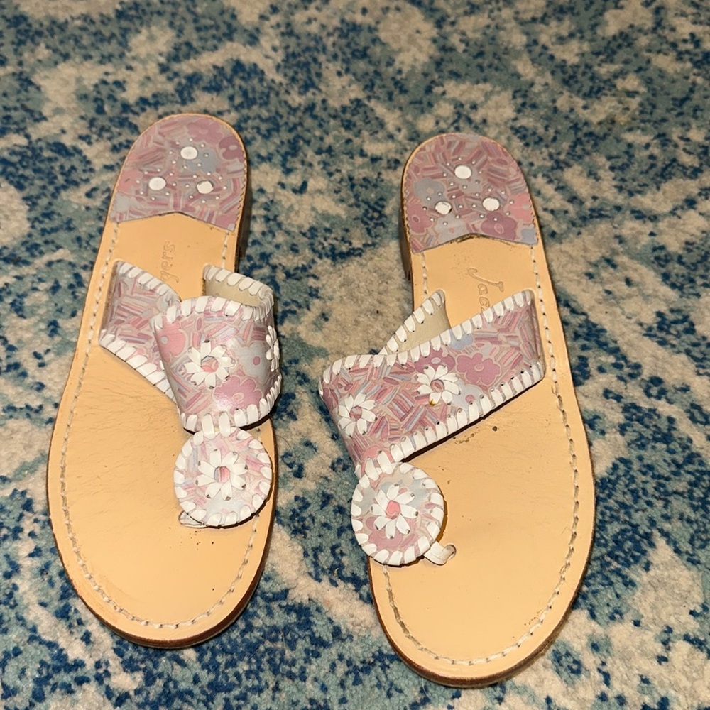 JR size 8
